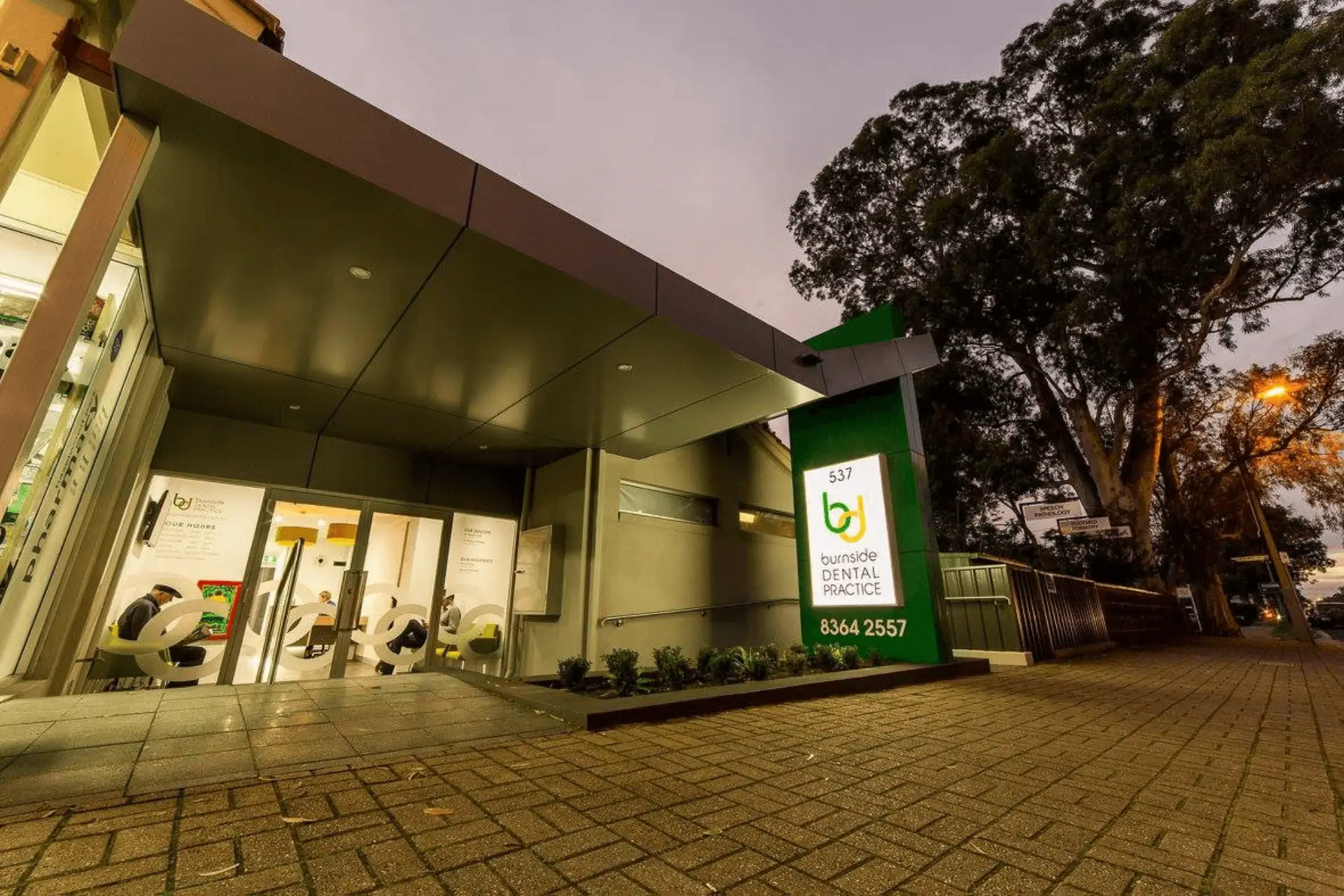 Burnside Dental Practice & Implant Centre in Hazelwood Park